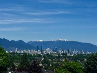 Photo 1: 3038 W KING EDWARD Avenue in Vancouver: MacKenzie Heights House for sale in "Mackenzie Hts" (Vancouver West)  : MLS®# R2170394