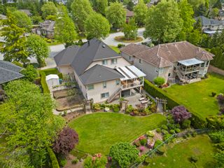 Photo 6: 14254 HAWKSTREAM Drive in Surrey: Bear Creek Green Timbers House for sale : MLS®# R2786213