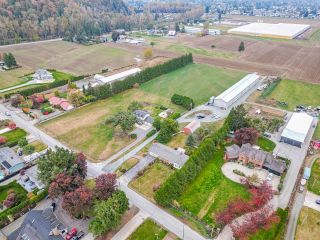 Photo 14: 10399 MCSWEEN Road in Chilliwack: Fairfield Island House for sale : MLS®# R2816238