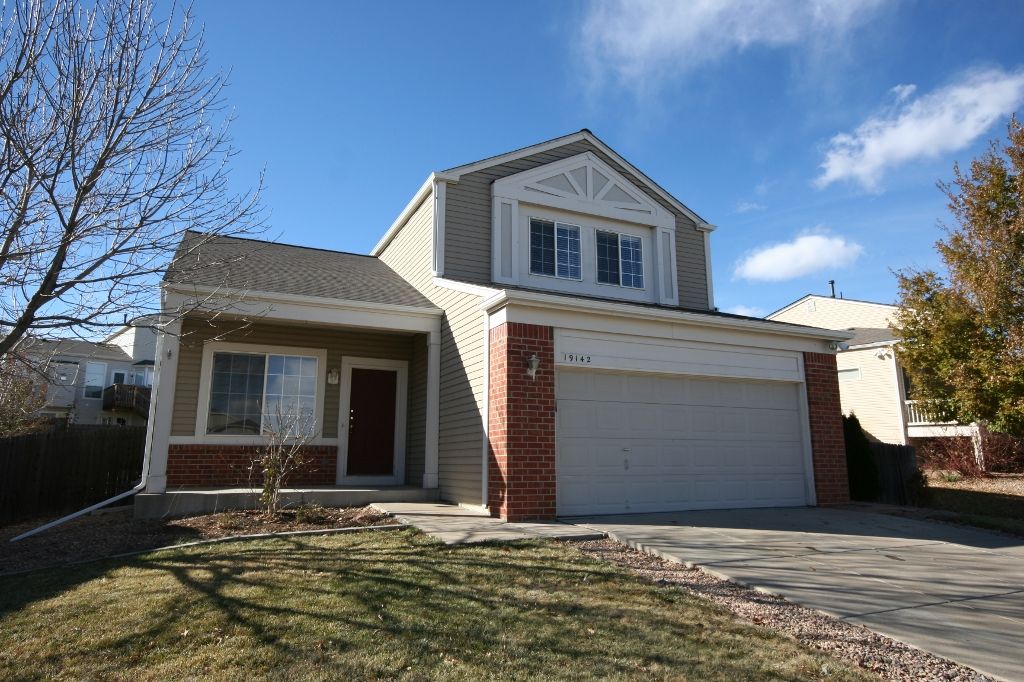Main Photo: 19142 East Hampden Drive in Aurora: House for sale : MLS®# 959837