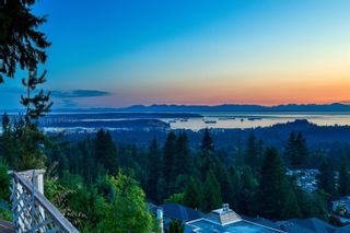 Photo 3: 4351 PROSPECT Road in North Vancouver: Upper Delbrook House for sale : MLS®# R2684830