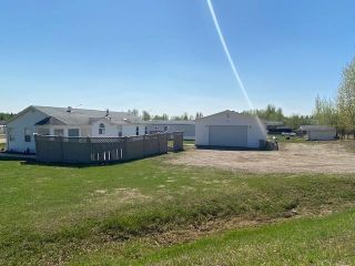 Photo 1: 5531 42 Street in Fort Nelson: Fort Nelson -Town Manufactured Home for sale : MLS®# R2788610