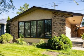 Photo 1: 23 Gilia Drive in Winnipeg: Garden City Residential for sale (4G)  : MLS®# 202218718