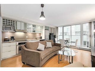 Photo 1: 615 168 POWELL Street in Vancouver: Downtown VE Condo for sale in "SMART" (Vancouver East)  : MLS®# V1101030