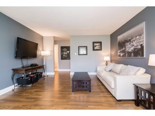 Photo 6: 202 33870 FERN Street in Abbotsford: Central Abbotsford Condo for sale in "Fernwood Manor" : MLS®# R2160249