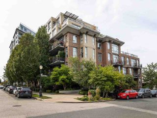 Photo 19: 205 2635 PRINCE EDWARD Street in Vancouver: Mount Pleasant VE Condo for sale in "Soma Lofts" (Vancouver East)  : MLS®# R2392727