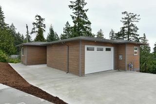 Photo 27: 5953 BARNACLE Place in Sechelt: Sechelt District House for sale (Sunshine Coast)  : MLS®# R2783918
