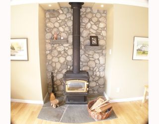 Photo 4: 38140 LOMBARDY Crescent in Squamish: Valleycliffe House for sale : MLS®# V767008