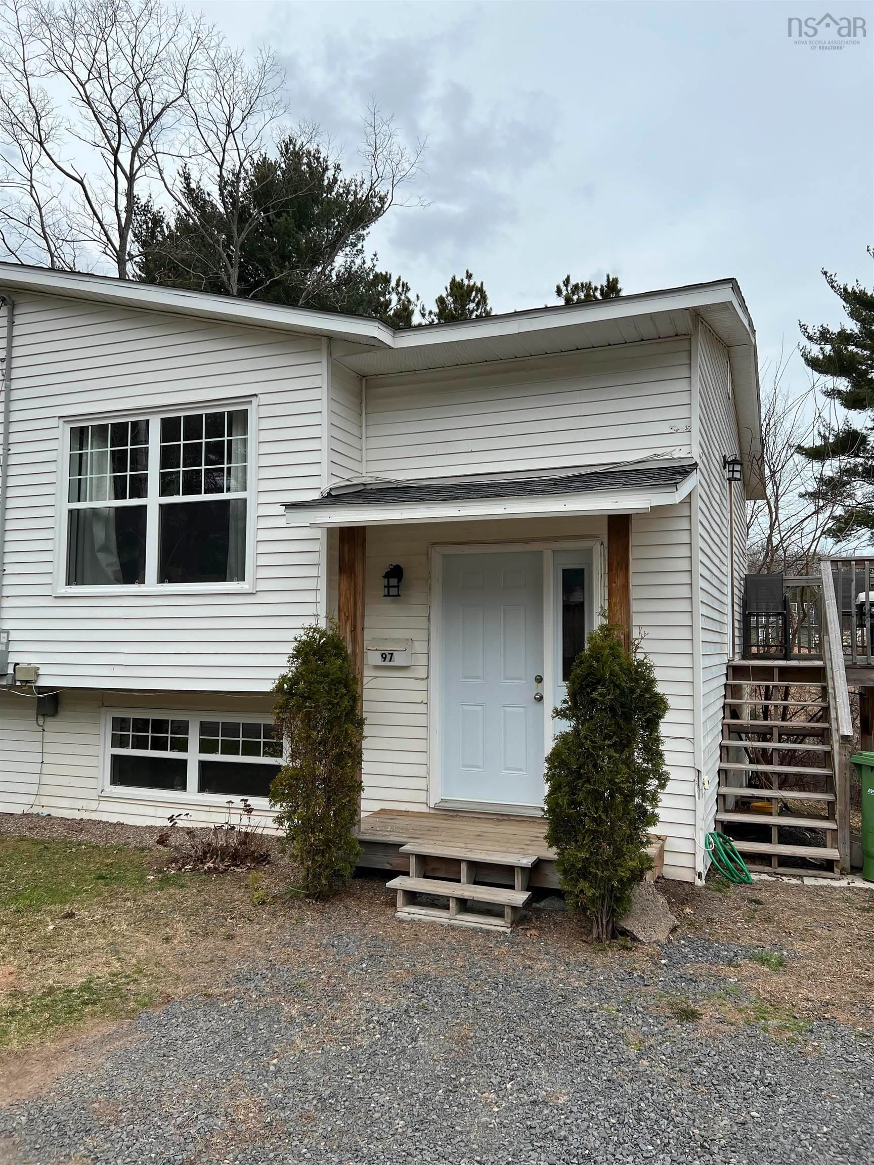 Main Photo: 97 Woodworth Road in North Kentville: Kings County Residential for sale (Annapolis Valley)  : MLS®# 202209477