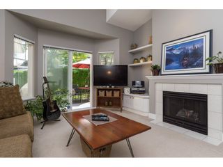 Photo 8: 8 6488 168 Street in Surrey: Cloverdale BC Townhouse for sale in "Turnberry Estates" (Cloverdale)  : MLS®# R2098521