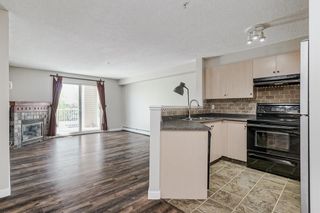 Photo 9: 211 17 Country Village Bay NE in Calgary: Country Hills Village Apartment for sale : MLS®# A2049121