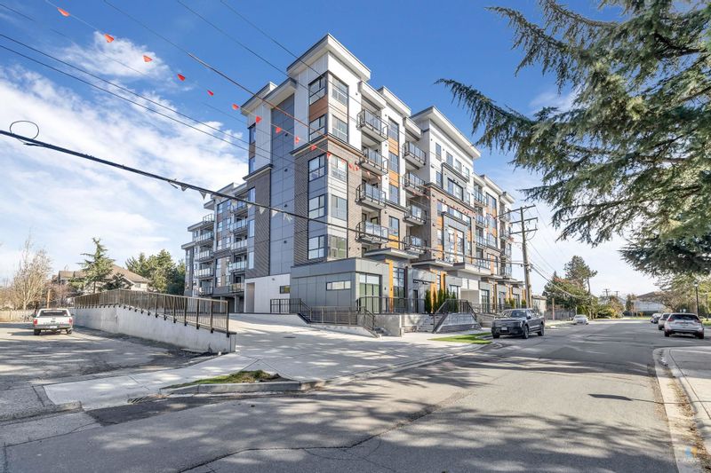 FEATURED LISTING: 515 - 20695 EASTLEIGH Crescent Langley