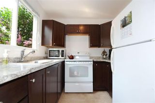 Photo 8: 209 Lake Village Road in Winnipeg: Waverley Heights Residential for sale (1L)  : MLS®# 202312509