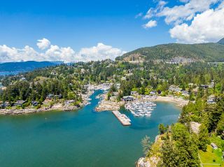 Main Photo: 5717 EAGLE HARBOUR Road in West Vancouver: Eagle Harbour House for sale in "Eagle Harbour" : MLS®# R2692327