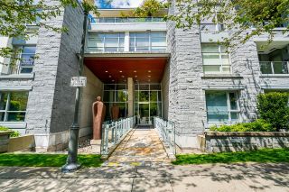 Photo 3: 206 6015 IONA Drive in Vancouver: University VW Condo for sale (Vancouver West)  : MLS®# R2690910