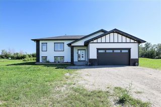 Photo 1: 28 QUARRY Ridge in Steinbach: R16 Residential for sale : MLS®# 202225378