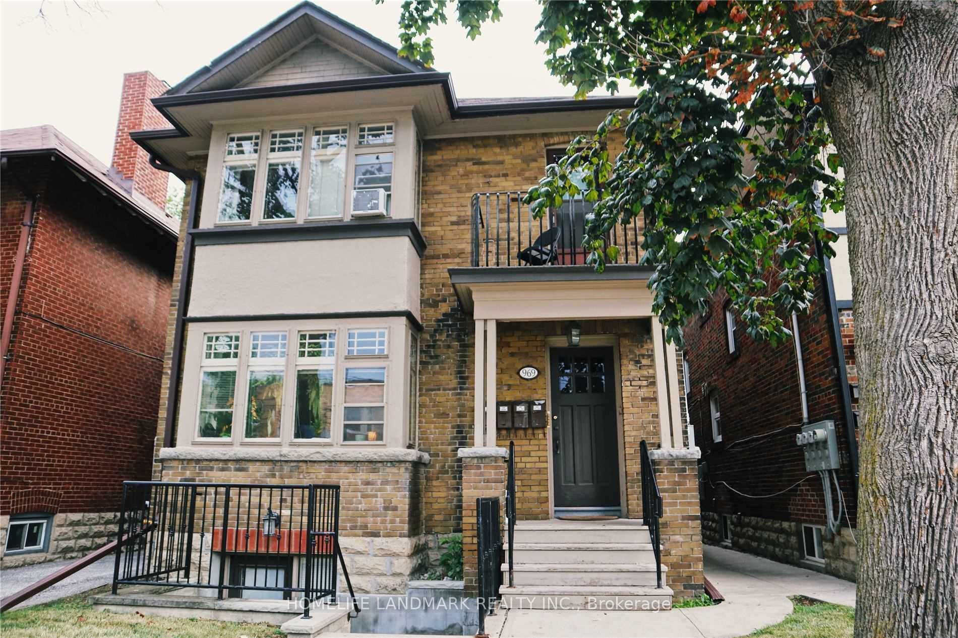 Main Photo: 969 Avenue Road in Toronto: Yonge-Eglinton House (2-Storey) for sale (Toronto C03)  : MLS®# C8060254