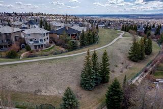 Photo 4: 68 Sienna Park Link SW in Calgary: Signal Hill Detached for sale : MLS®# A2130464