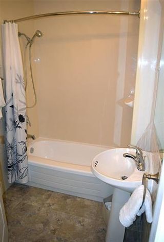 Photo 7: 604 Cathedral Avenue in Winnipeg: Sinclair Park Residential for sale (4C)  : MLS®# 1830434