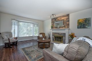 Photo 4: 21321 87B Avenue in Langley: Walnut Grove House for sale in "Forest Hills" : MLS®# R2728540