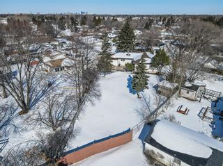 Photo 45: 9 Radburn Place in Winnipeg: Southdale Residential for sale (2H)  : MLS®# 202305007