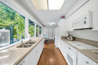 Photo 9: 1380 BURNSIDE Road in West Vancouver: Chartwell House for sale : MLS®# R2773558