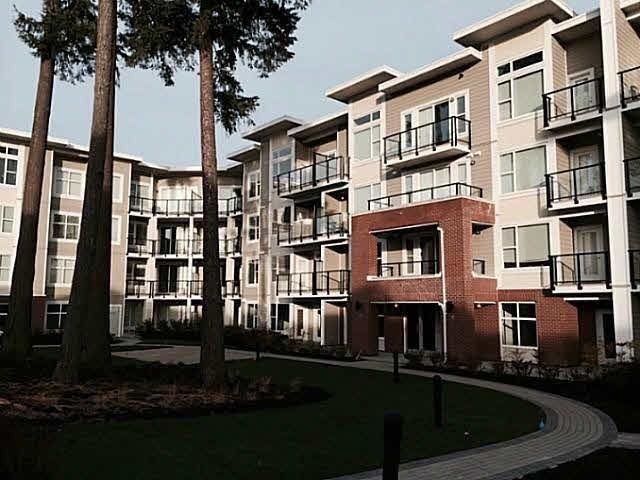 Main Photo: 316 15956 86A Avenue in Surrey: Fleetwood Tynehead Condo for sale in "ASCEND" : MLS®# R2064195