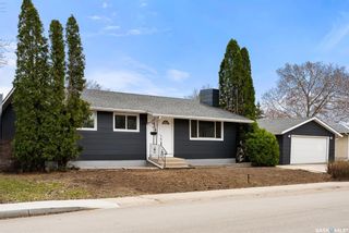 Main Photo: 17 Willowview Street in Regina: Uplands Residential for sale : MLS®# SK967303