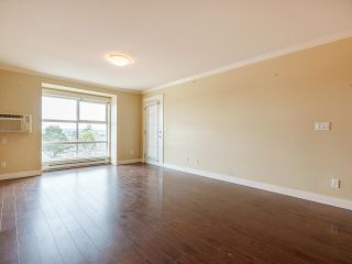 Photo 10: 423 17769 57 Avenue in Surrey: Cloverdale BC Condo for sale in "CLOVER DOWNS ESTATES" (Cloverdale)  : MLS®# R2870625