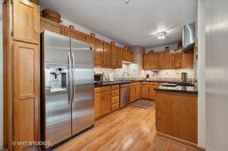Photo 2: 858 W Lakeside Place Unit D in Chicago: CHI - Uptown Residential for sale ()  : MLS®# 11393978