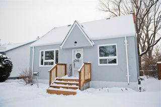 Photo 1: 376 Kimberly Avenue in Winnipeg: East Kildonan Residential for sale (3D)  : MLS®# 202401068