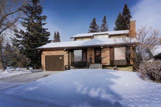 Photo 1: 684 Brookpark Drive SW in Calgary: Braeside Detached for sale : MLS®# A2014272