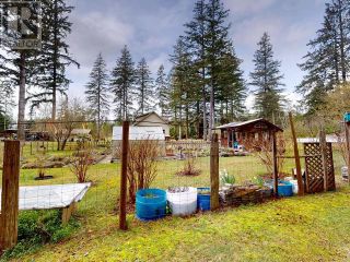 Photo 73: 9537 NASSICHUK ROAD in Powell River: House for sale : MLS®# 17977