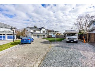 Photo 2: 5258 198 Street in Langley: Langley City House for sale in "Brydon Park" : MLS®# R2537119