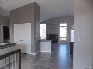 Photo 6: 29 Dovetail Crescent in Oak Bluff: RM of MacDonald Residential for sale (R08)  : MLS®# 1719867