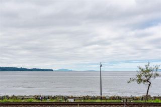 Photo 1: 11 15563 MARINE Drive: White Rock Condo for sale in "Oceanview Terrace" (South Surrey White Rock)  : MLS®# R2513794