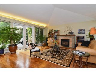 Photo 2: 4050 W 36TH Avenue in Vancouver: Dunbar House for sale (Vancouver West)  : MLS®# V1109327