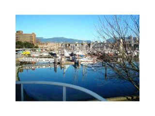 Photo 2: 305 1551 MARINERS Walk in Vancouver: False Creek Condo for sale in "LAGOONS" (Vancouver West)  : MLS®# V834816