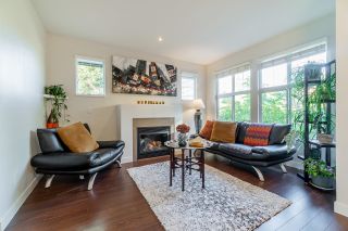 Photo 8: 49 18199 70 Avenue in Surrey: Cloverdale BC Townhouse for sale in "AUGUSTA" (Cloverdale)  : MLS®# R2822993