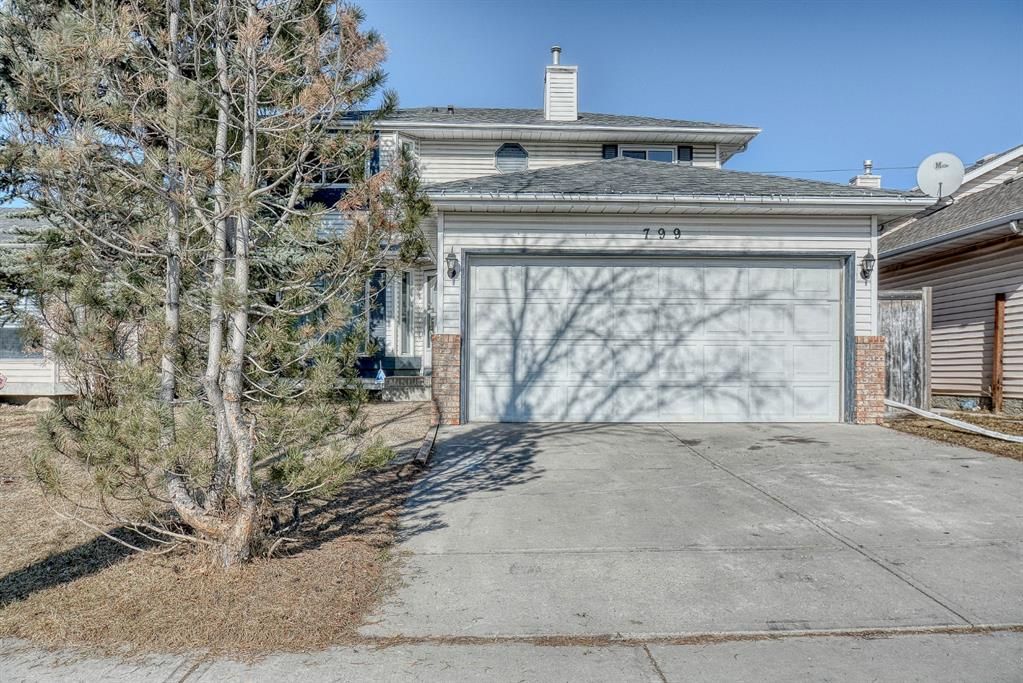 Main Photo: 799 Coventry Drive NE in Calgary: Coventry Hills Detached for sale : MLS®# A1083644