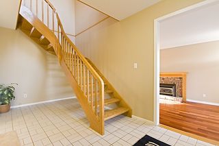 Photo 3: 21180 STONEHOUSE Avenue in Maple_Ridge: Northwest Maple Ridge House for sale (Maple Ridge)  : MLS®# V745325