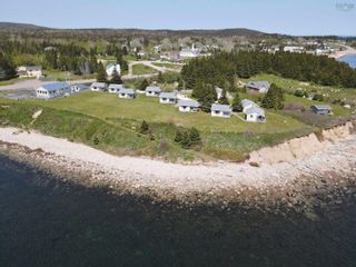 Photo 8: 36083 Cabot Trail Highway in Ingonish: 209-Victoria County / Baddeck Multi-Family for sale (Cape Breton)  : MLS®# 202312326