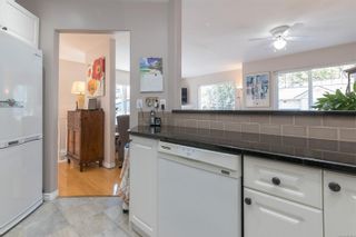 Photo 17: 7 2715 Shelbourne St in Victoria: Vi Jubilee Row/Townhouse for sale : MLS®# 908634