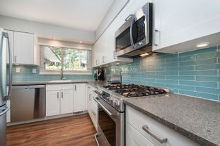 Photo 7: 133 3300 CAPILANO Road in North Vancouver: Edgemont Townhouse for sale in "Ridgewood Gardens" : MLS®# R2777781
