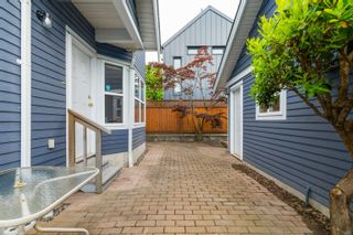 Photo 22: 933 E 15TH AVENUE in Vancouver: Mount Pleasant VE 1/2 Duplex for sale (Vancouver East)  : MLS®# R2709451