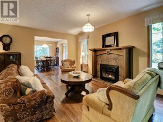 Photo 4: 1310 Readings Dr in North Saanich: House for sale : MLS®# 961175