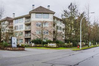 Photo 1: 306 15210 GUILDFORD Drive in Surrey: Guildford Condo for sale in "The Boulevard Club" (North Surrey)  : MLS®# R2229571