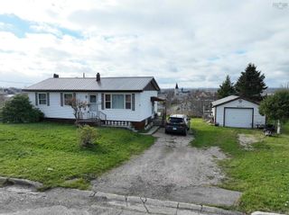 Photo 2: 11 Bison Drive in Whitney Pier: 201-Sydney Residential for sale (Cape Breton)  : MLS®# 202226523