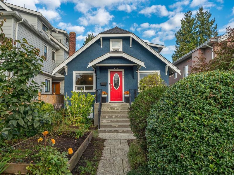 FEATURED LISTING: 3067 GRAVELEY Street Vancouver