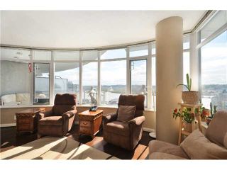 Photo 4: 1901 892 CARNARVON Street in New Westminster: Downtown NW Condo for sale in "Azure 2" : MLS®# V1044252